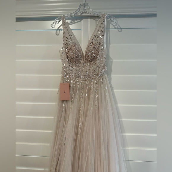BHLDN Written in the Stars Beaded Tulle Open-Back Wedding Ballgown - Picture 7 of 9
